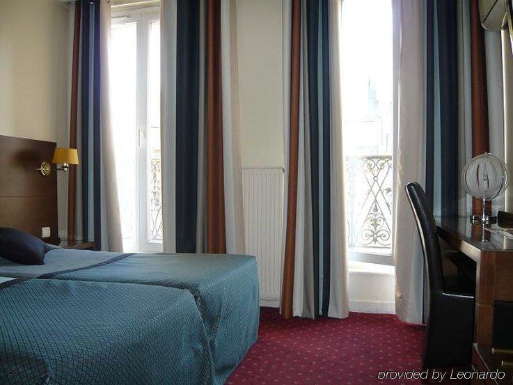Hotel Paris Rivoli الغرفة الصورة